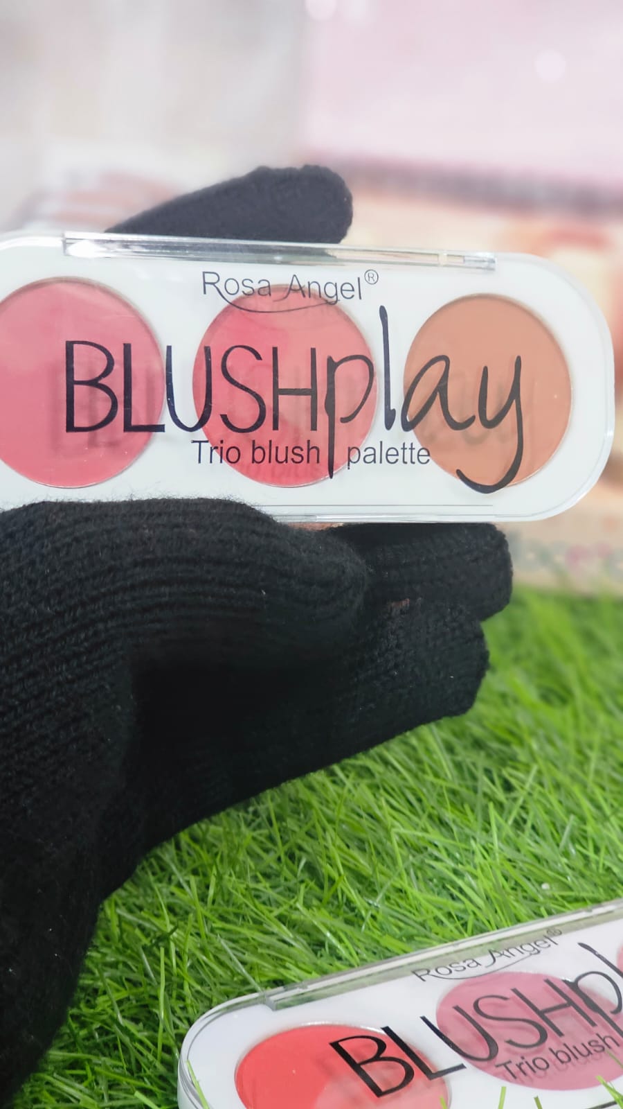 "Blushplay Mini – 3-in-1 Rosy Cheek Palette"